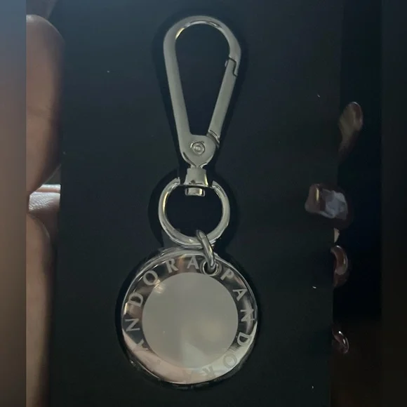 BNIB✨Pandora Silver Keychain Accessory - Picture 5 of 7